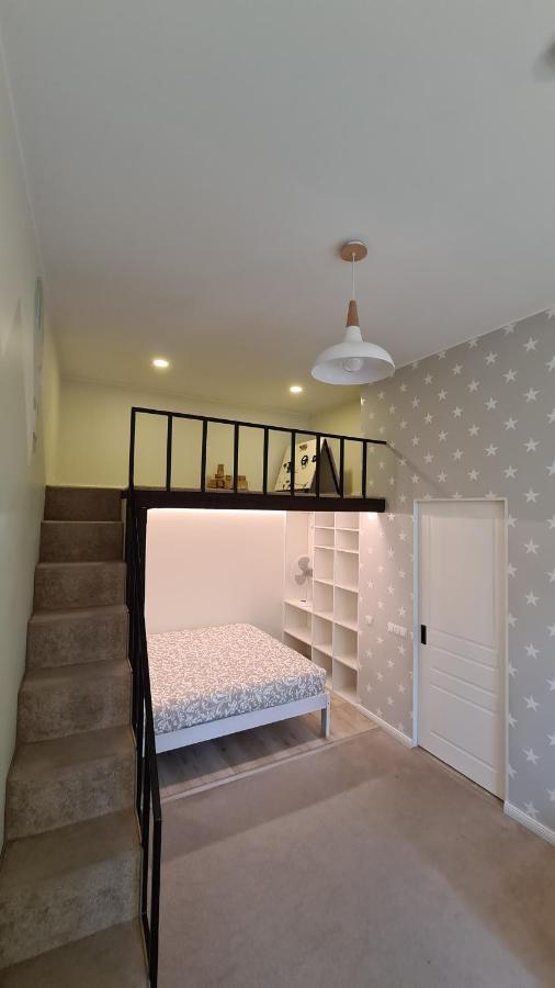 Family Apartment In Klaipeda Old Town Экстерьер фото